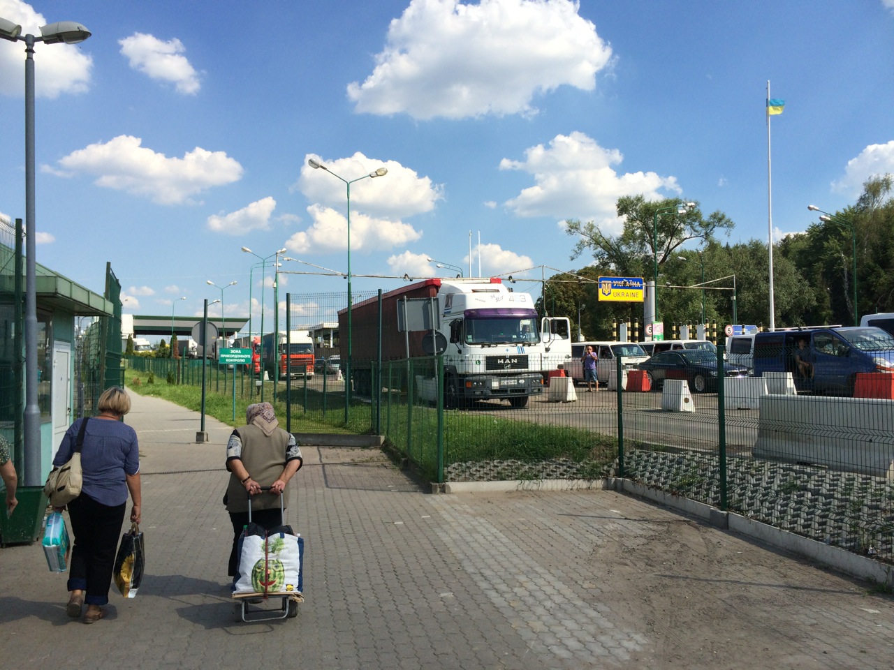 Grenzübergang polen ukraine wartezeit